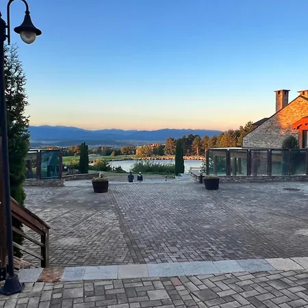Blue Pirin Golf & Spa شقة *
